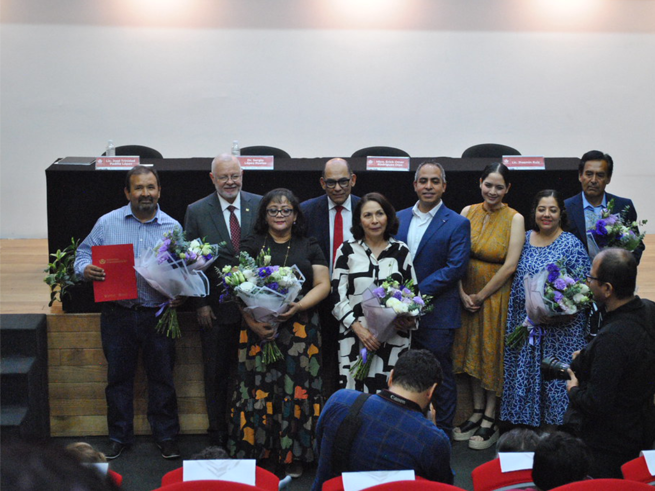 Reconocimiento «Helen Ladrón de Guevara Cox» al Mérito Bibliotecario UDG,  edición 2026